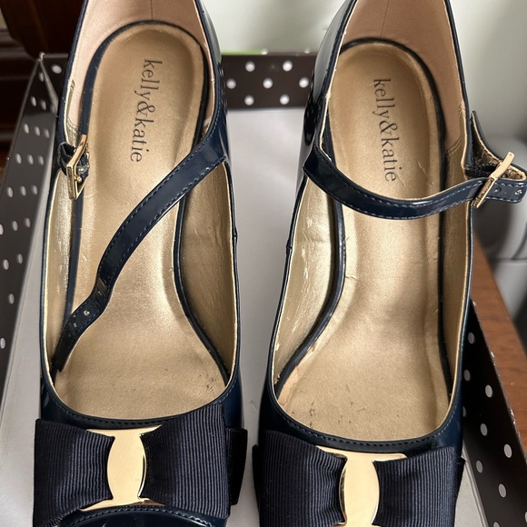 Kelly & Katie navy patent high heel shoes . - Picture 3 of 8